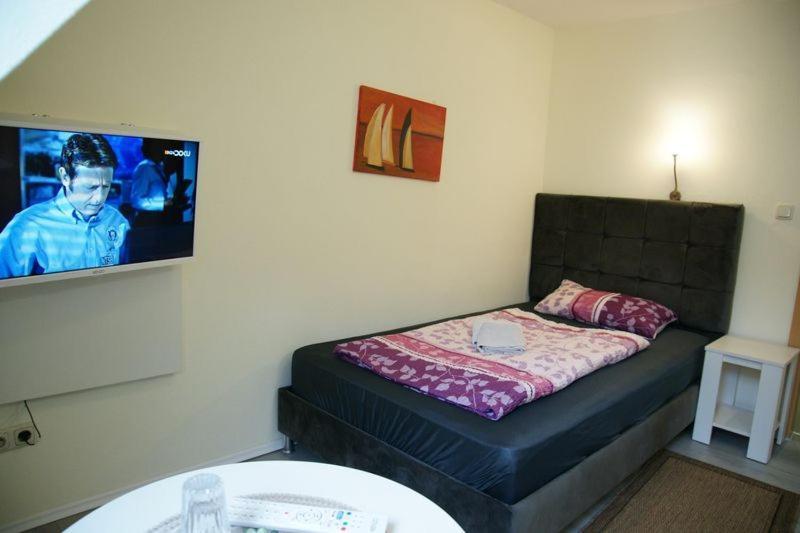 Das Sofa Restaurant-Hotel-Spaetkauf Greifswald Extérieur photo